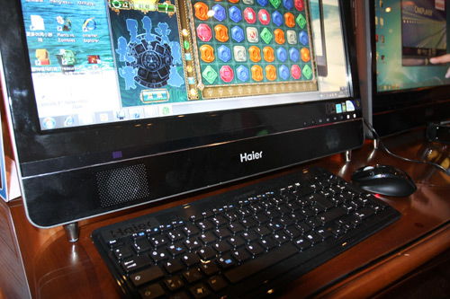 海爾發四核3D電視觸摸一體電腦 科技融合，開啟智能娛樂新體驗